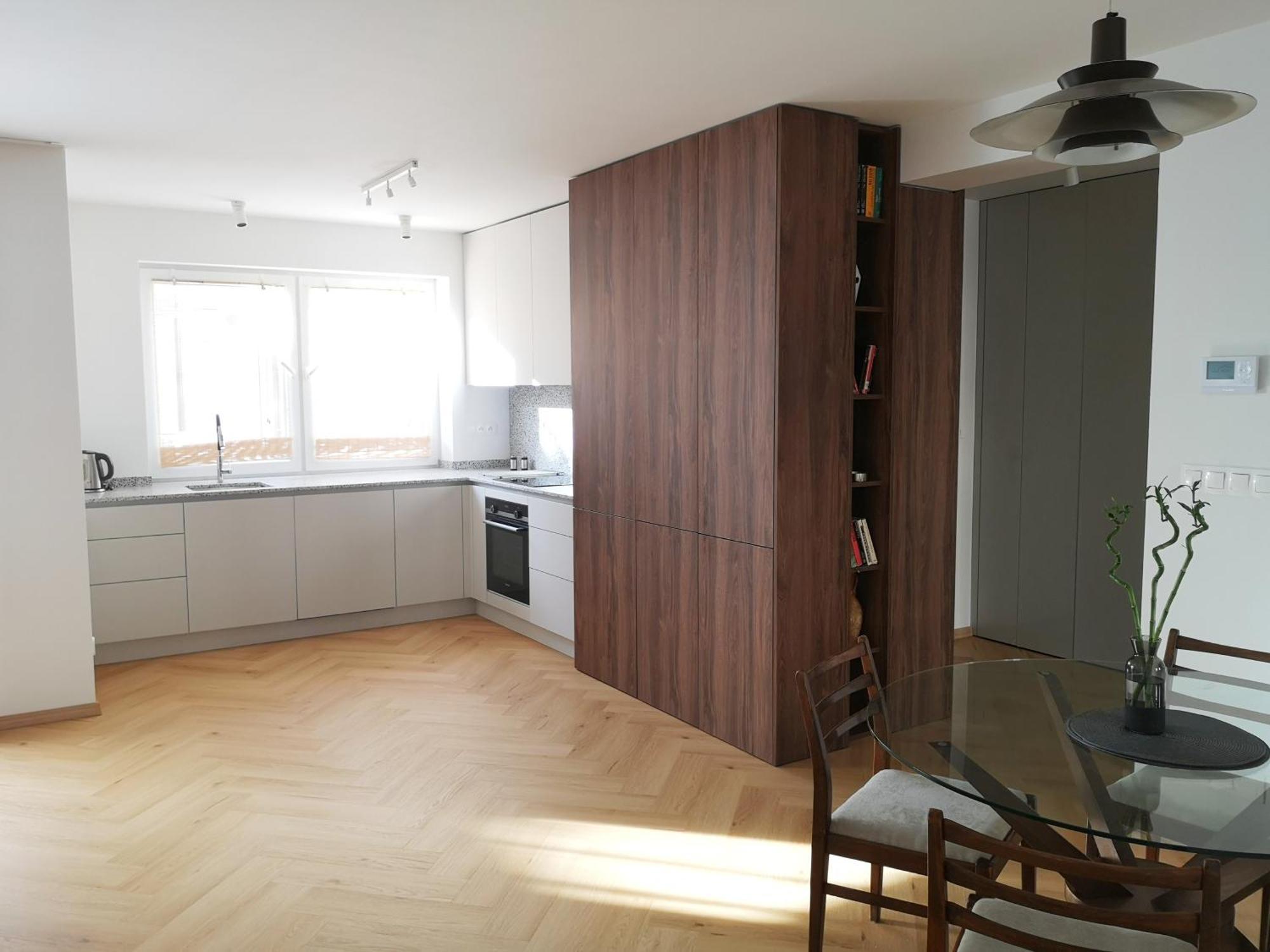 Beautiful New Apt In Old Town Near Train Station - Free Parking Bratislava Dış mekan fotoğraf
