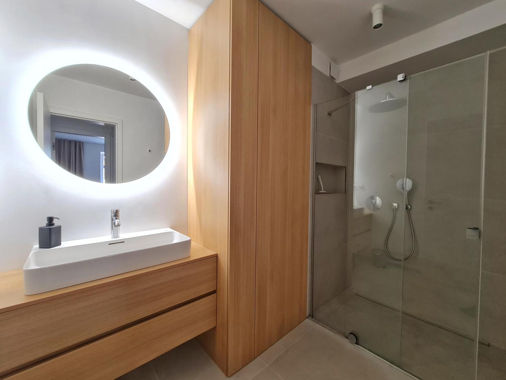 Beautiful New Apt In Old Town Near Train Station - Free Parking Bratislava Dış mekan fotoğraf