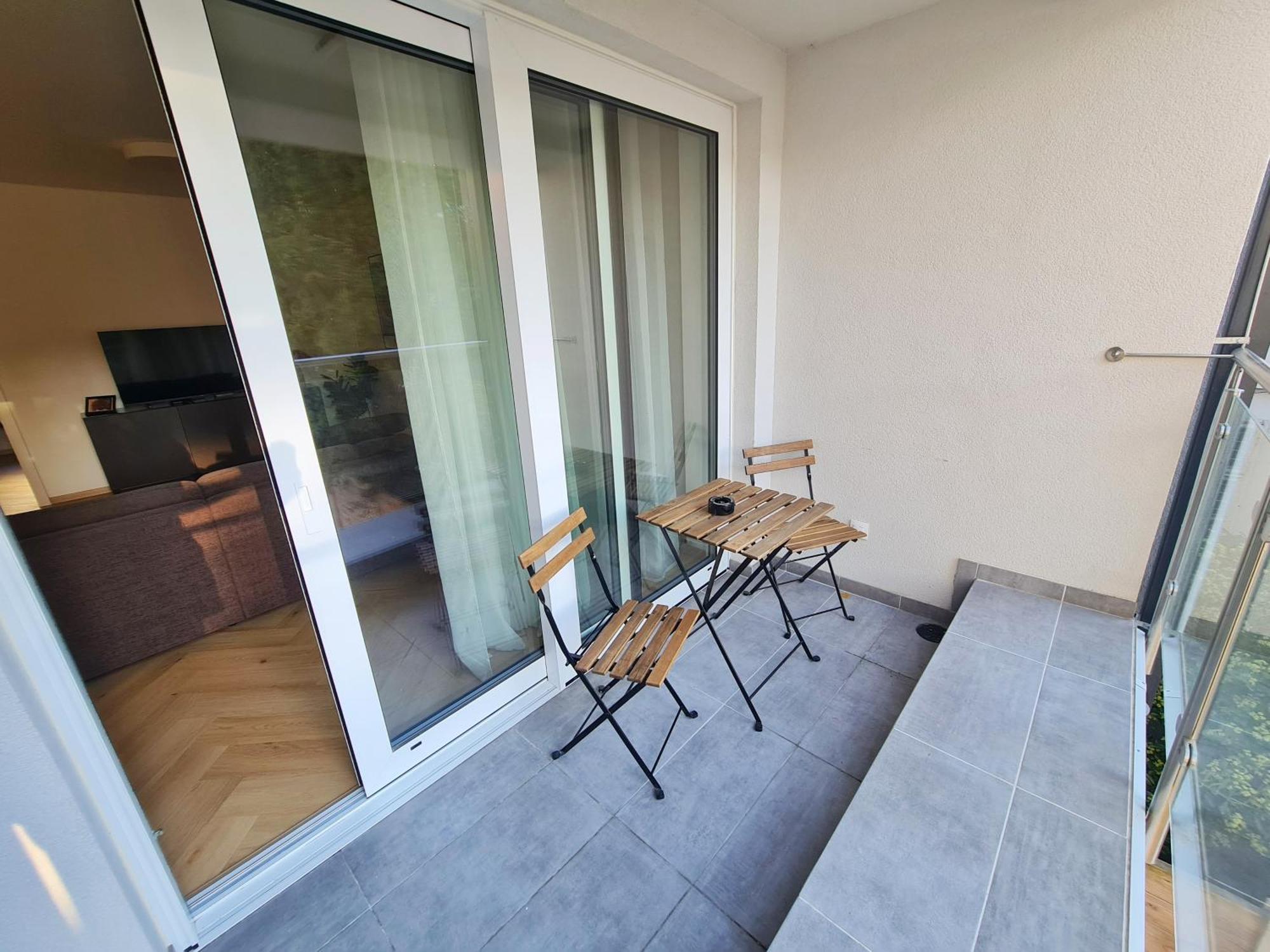 Beautiful New Apt In Old Town Near Train Station - Free Parking Bratislava Dış mekan fotoğraf